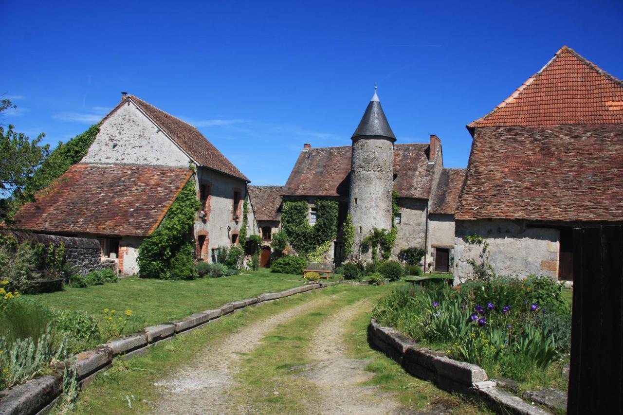 Chateau Mareuil Brigueil-le-Chantre Exterior photo